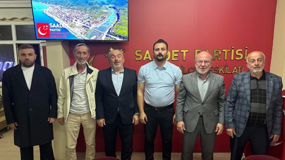 Saadet Partisi Ardeşen İlçe Başkanlığı’nda Görev Değişimi